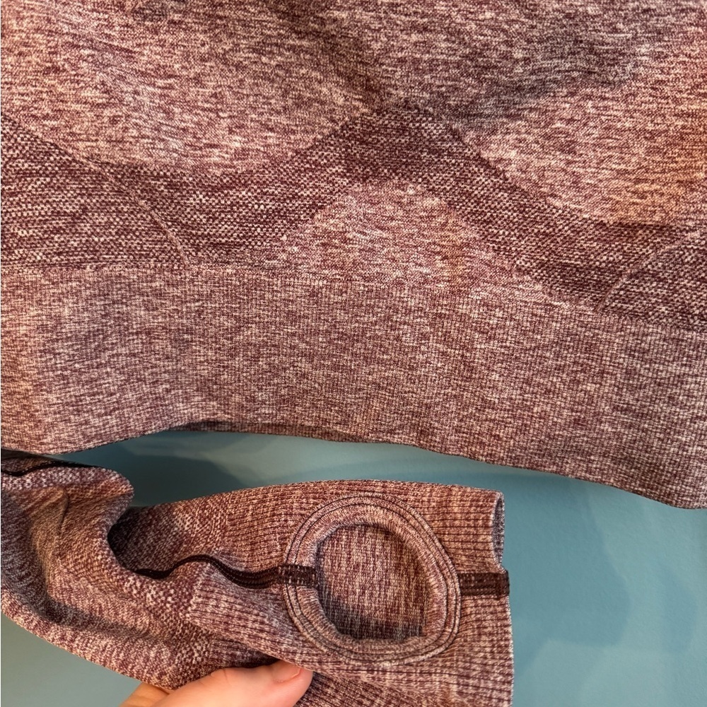 Gymshark Women's Burgundy Long Sleeve Workout Top and Leggings Set - Picture 8 of 9